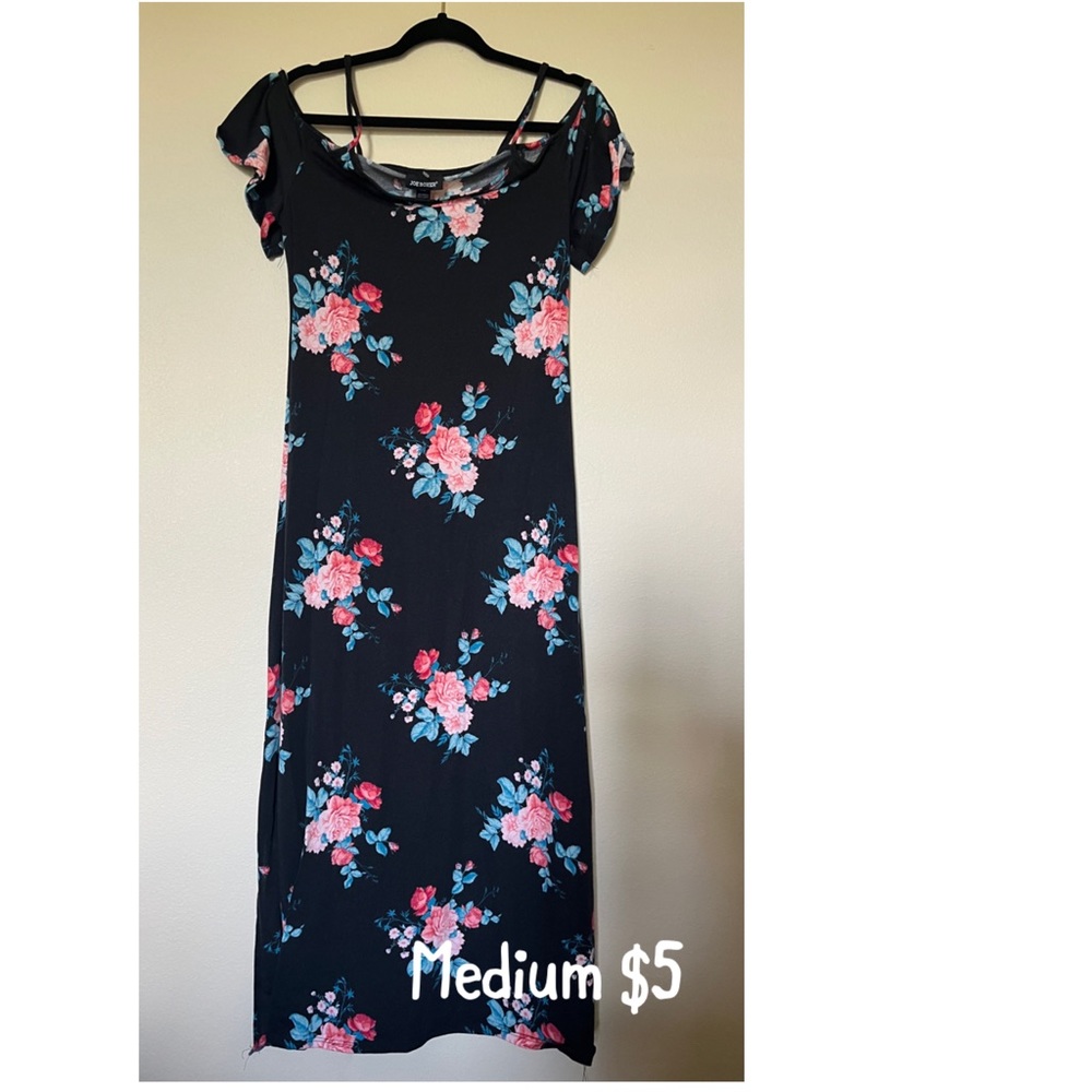 Various dresses - Picture 8 of 10